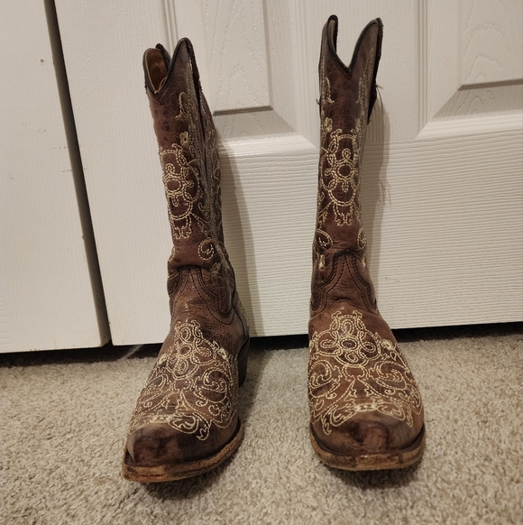 Corral Teen Bown Distressed Leather Cowboy Boots Style A1116 size 6.5 - Picture 7 of 8